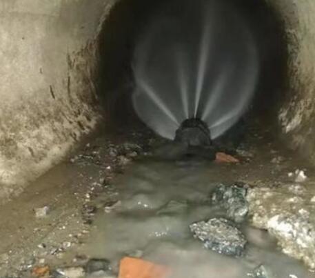 会山镇市政管道清淤